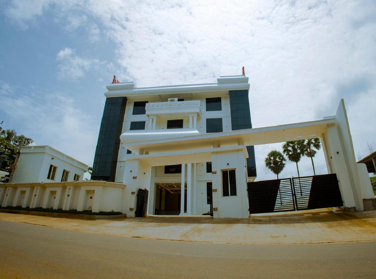 Kkm International Hotel Kuzhittura ภายนอก รูปภาพ